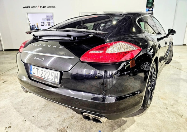 Porsche Panamera cena 166050 przebieg: 135000, rok produkcji 2011 z Toruń małe 137